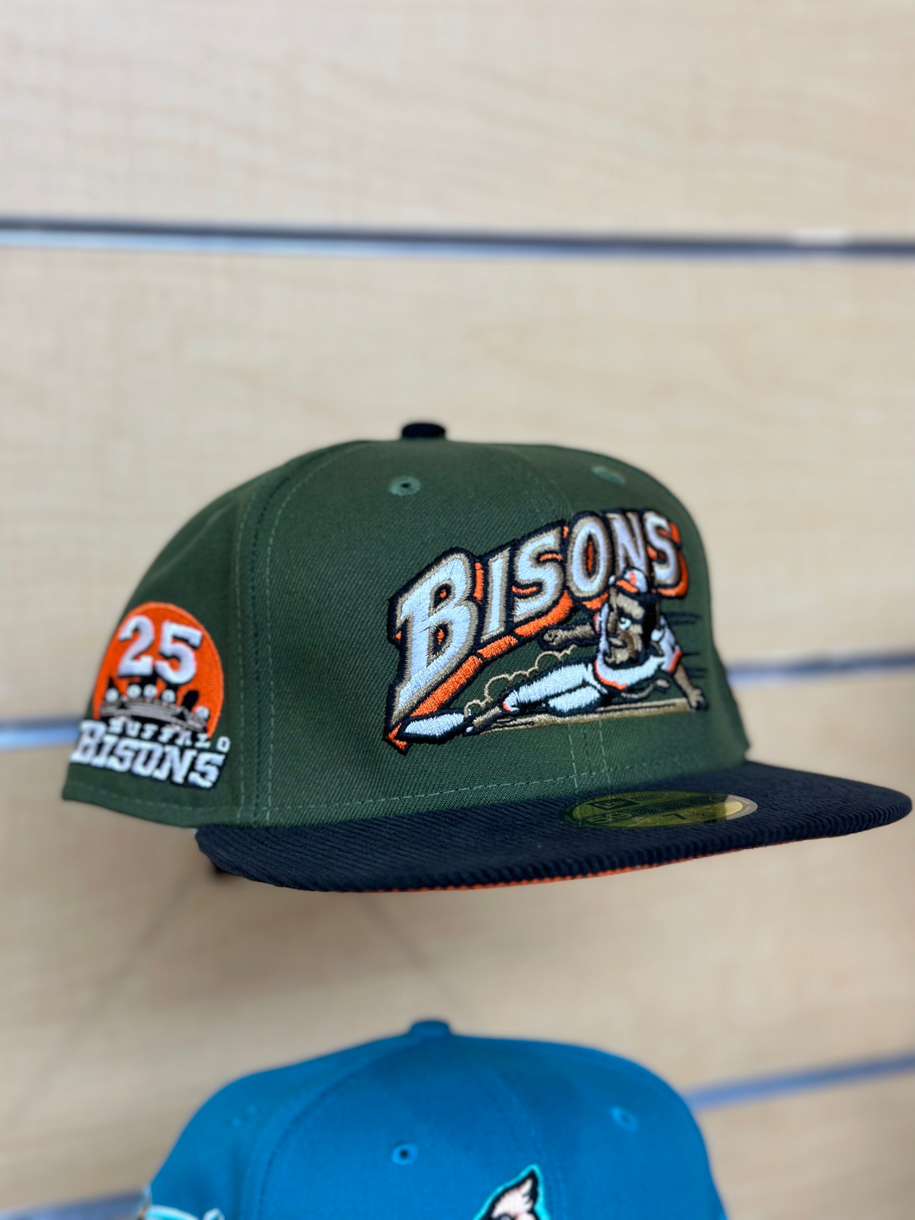 BISONS 7 1/2 FITTED