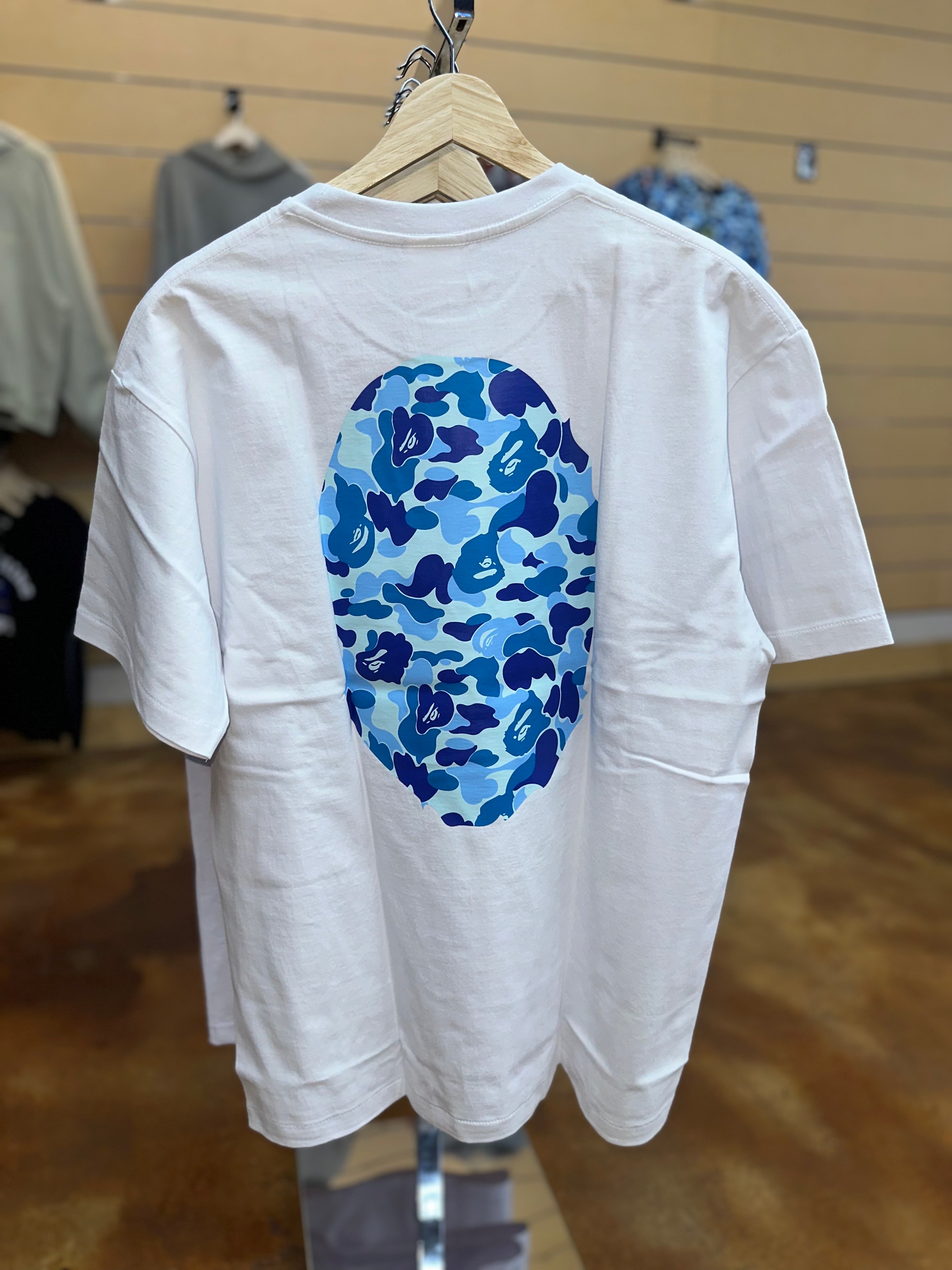 BAPE TEE WHITE BLUE APE BACK HIT