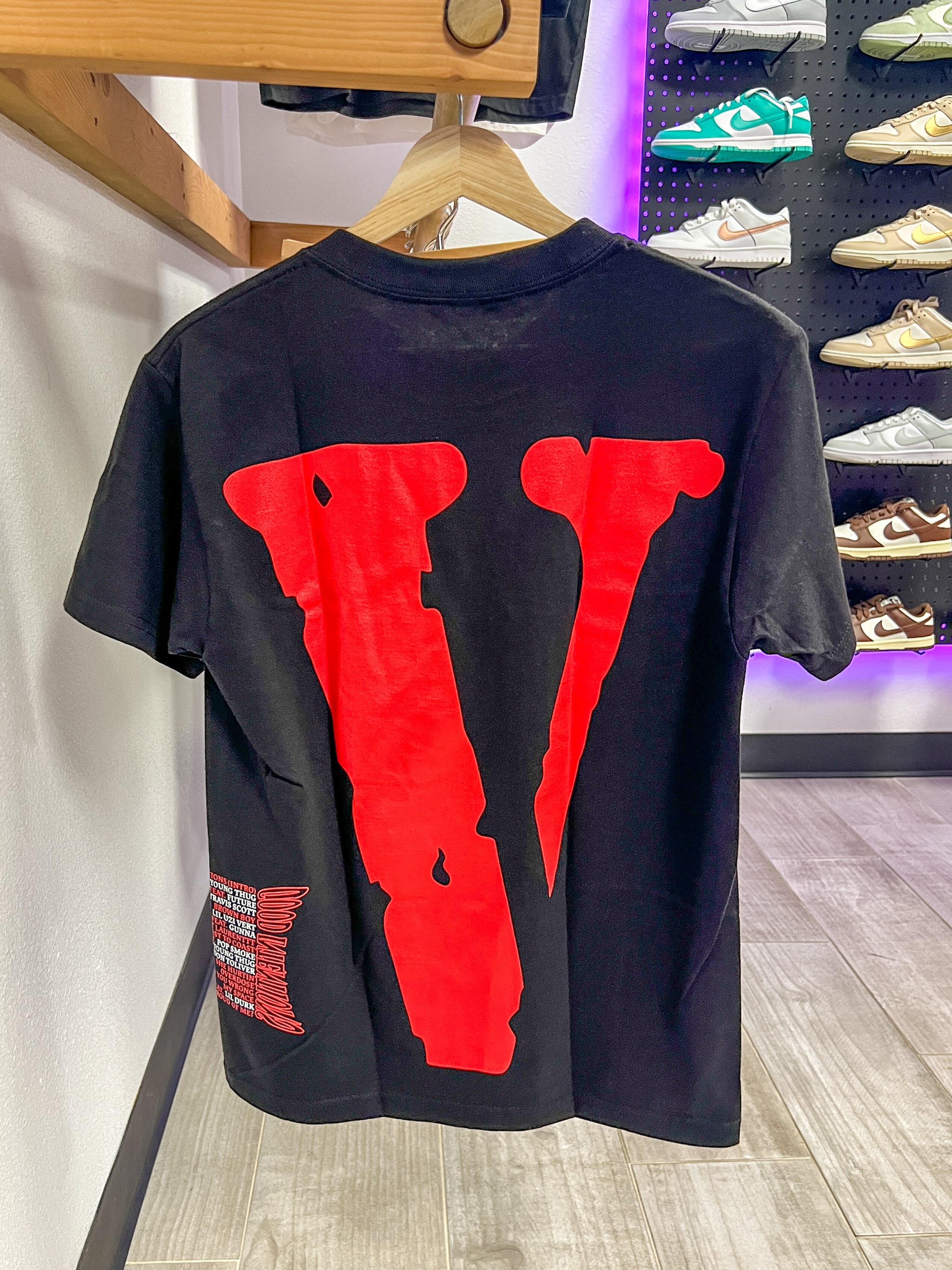 VLONE TEE BLACK RED BAD HABITS BUT GOOD INTENTIONS