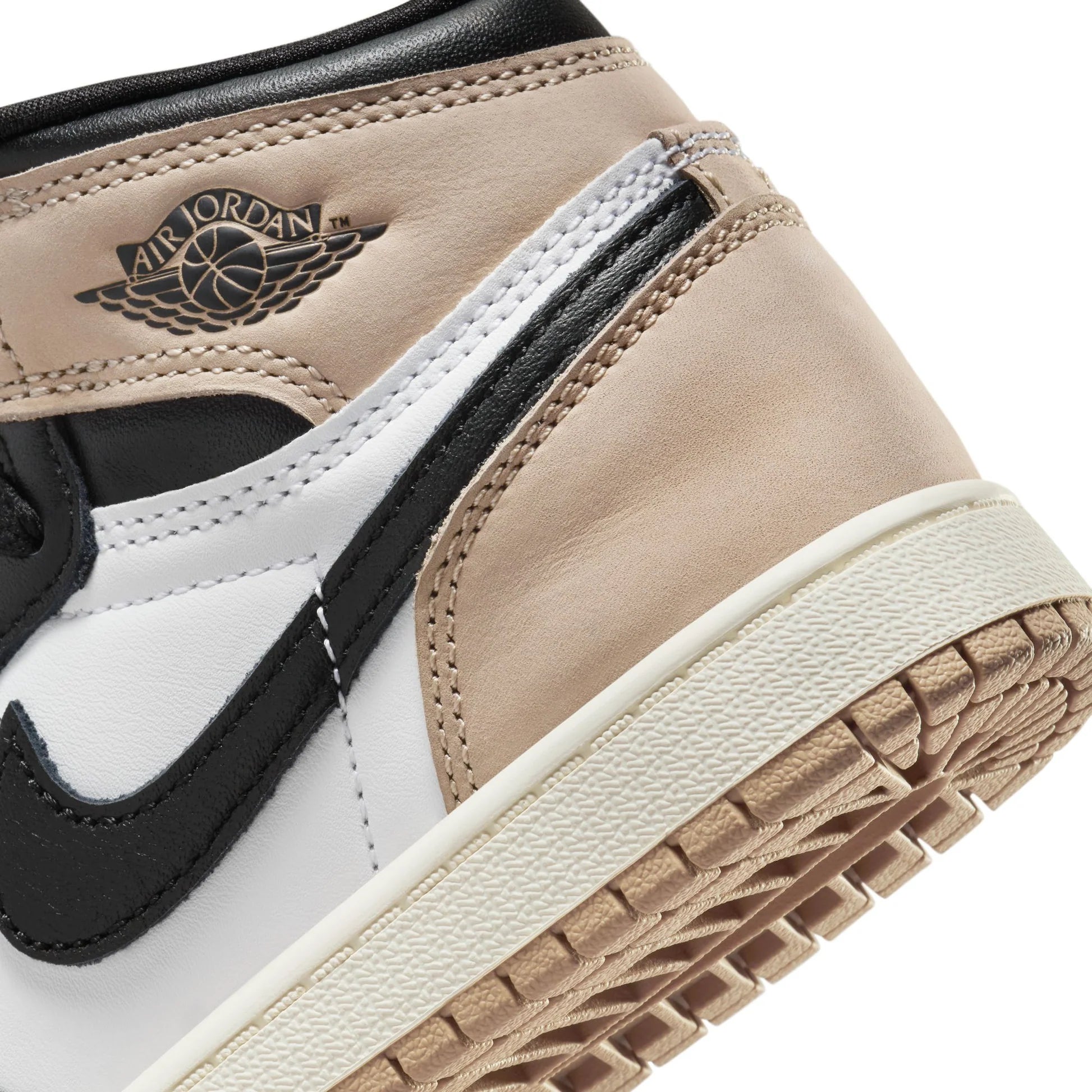 JORDAN 1 HIGH RETRO LATTE